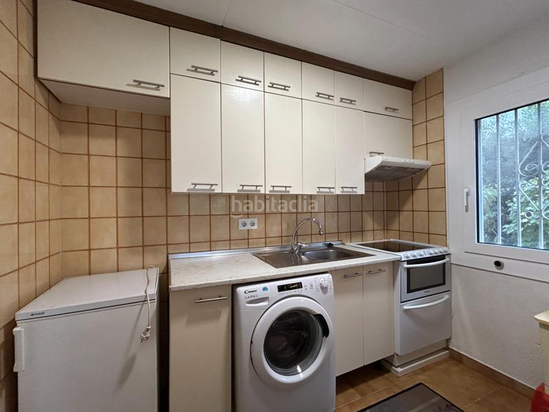 Foto 395622d6-086e-4253-960e-4a4fb6488485. Xalet a carrer mare de la font/castellonou 74 a Castelló d´Empúries