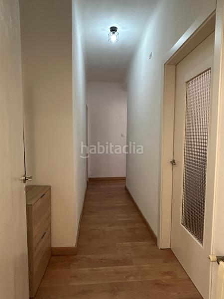 Foto 141ba1f8-0936-45c4-beff-c898754f04d2. Casa adossada a travessia mar 6 a Castelló d´Empúries