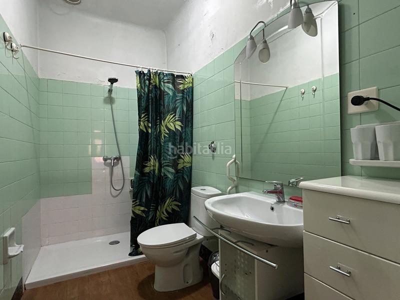 Foto a9821914-3f81-48b2-b084-f0db46bd7f24. Casa adossada a travessia mar 6 a Castelló d´Empúries