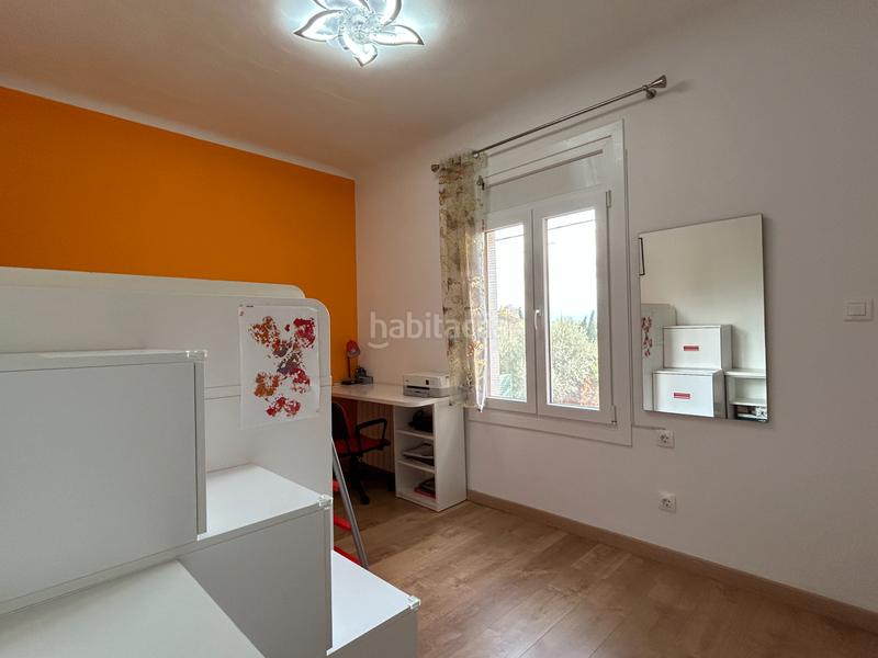 Foto e48b9864-086d-4525-bc0e-79ac7ea27586. Casa adossada a travessia mar 6 a Castelló d´Empúries