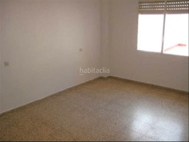 Foto 603bf41c-326d-45f6-bc09-5617eeefc5b6. Rent flat in Malva Rosa Valencia