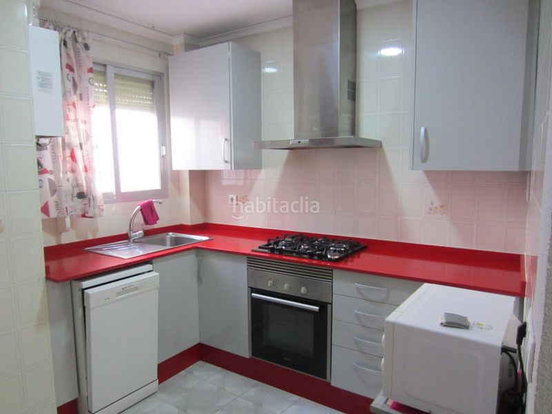 Foto e86be184-9342-46de-aa61-13226810b0e8. Maison avec parking dans Casco Antiguo Puçol