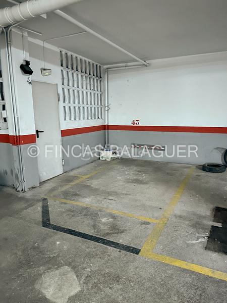 Foto 7683bdb7-dfe4-46f8-a219-97f8b46ac10e. Parking voiture dans carrer daoiz i velarde n15 dans Barcelona