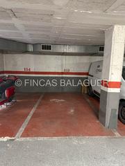 Parking coche en Carrer de Joan Güell 5