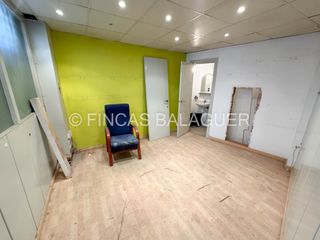 Local Comercial a Carrer del Canonge Pibernat