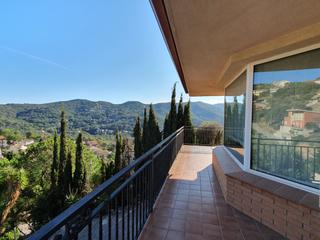 Casa a Sant Fost de Campsentelles. Casa a cuatro vientos y grandes vistas en sant fost