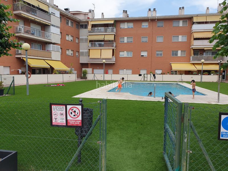 Foto 9db1610c-7d12-4fed-b383-c374f185c3a1. Dúplex amb calefacció aparcament piscina a Canovelles