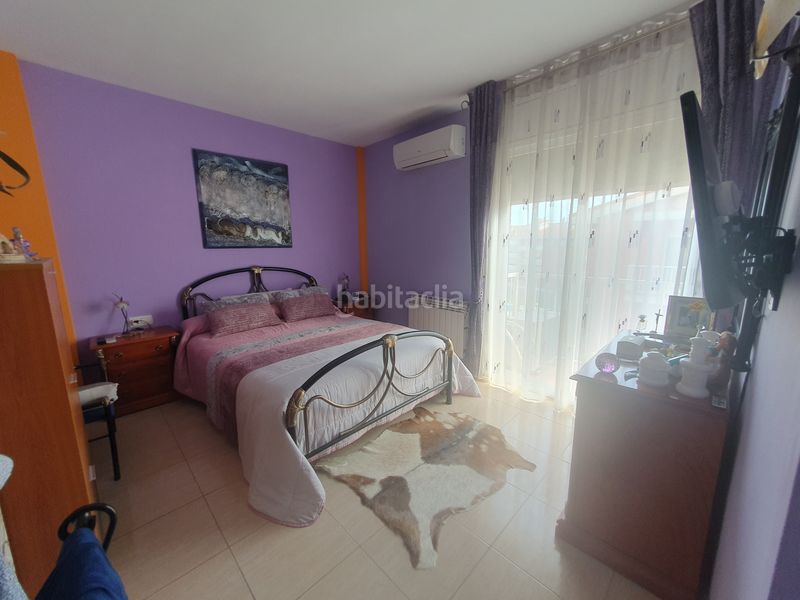 Foto f91d91a5-31ac-4d6b-a804-7bd460355ea1. Dúplex amb calefacció aparcament piscina a Canovelles