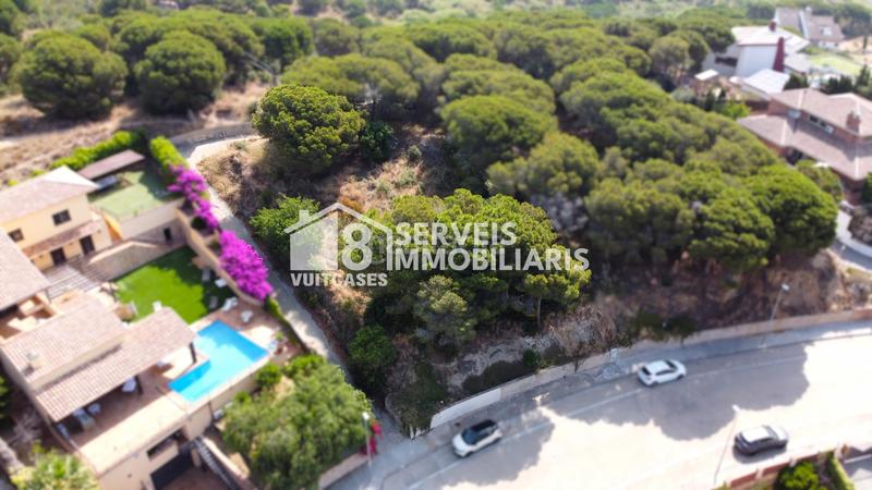 Foto 06dc5407-52d8-4710-b99e-c27754566f69. Terreno residencial en joan oms 35 en Canet de Mar