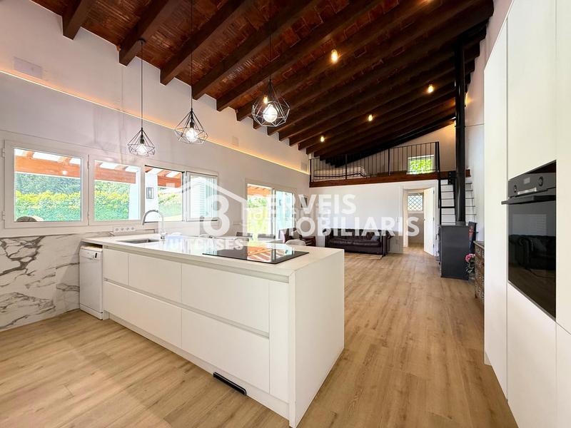 Foto 5df96906-bdba-48fa-8c40-3d66034a8977. Casa en Canafort-El Puntó Sant Andreu de Llavaneres