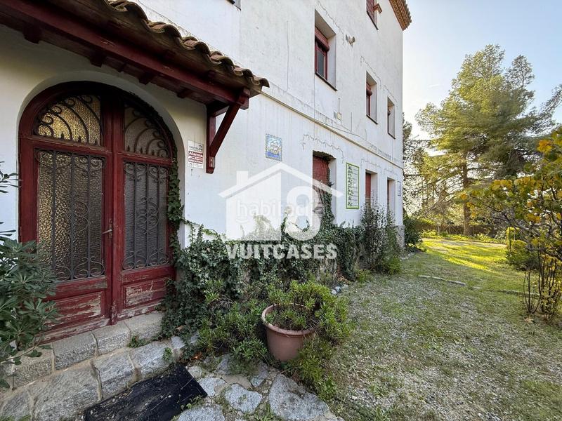 Foto ded5b2a0-b7b8-48b5-b2bf-f84bb405f131. Casa  con muchas centrica con vistas y terreno con muchas posibilidades en Premià de Dalt