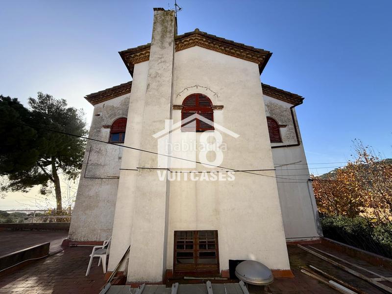 Foto e939daac-1fd0-40b3-a484-d2b356cb325d. Casa  con muchas centrica con vistas y terreno con muchas posibilidades en Premià de Dalt