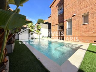 Casa  Fra jun�per serra