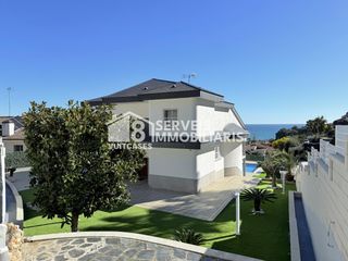 Casa a Urbanitzacions. Bienvenidos a el balc�n de arenys  casa de alto standing