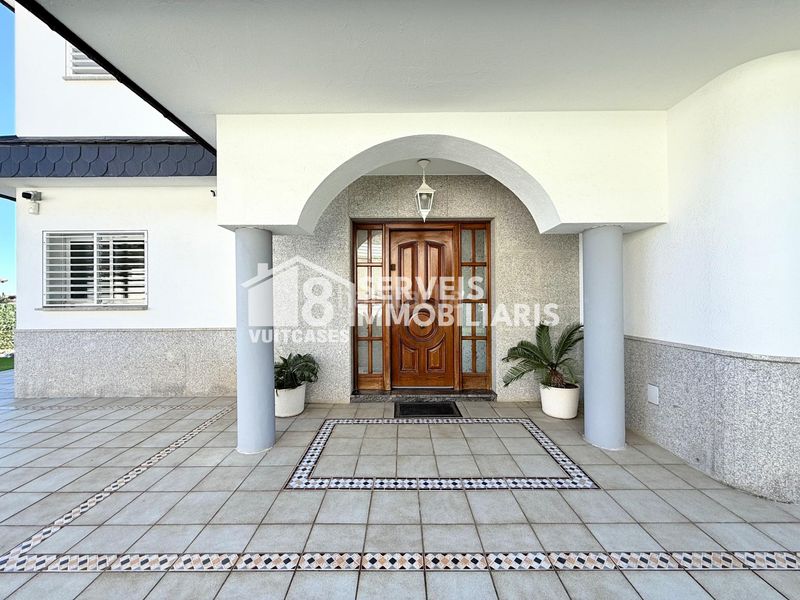 Foto 7b907a15-5412-40e3-ac1f-c4a3c7ff3e56. Casa amb calefacció aparcament a Urbanitzacions Arenys de Mar