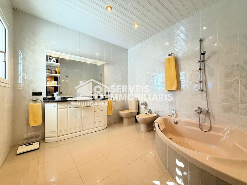 Foto f7d5eb17-1711-4f9d-8dcd-22efa4e05ae1. Casa amb calefacció aparcament a Urbanitzacions Arenys de Mar