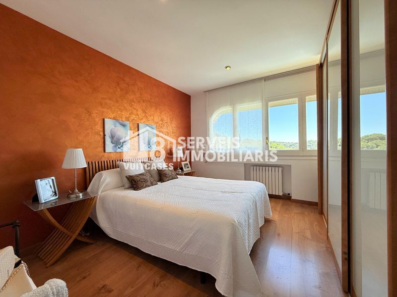 Foto 95730529-2541-4a6a-962a-ce99a7e7833c. Casa amb calefacció aparcament piscina a Alella