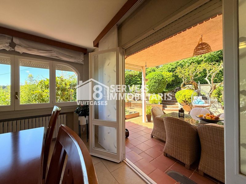 Foto af78a063-6db7-4352-8b7c-233bf4b52b61. Casa amb calefacció aparcament piscina a Alella