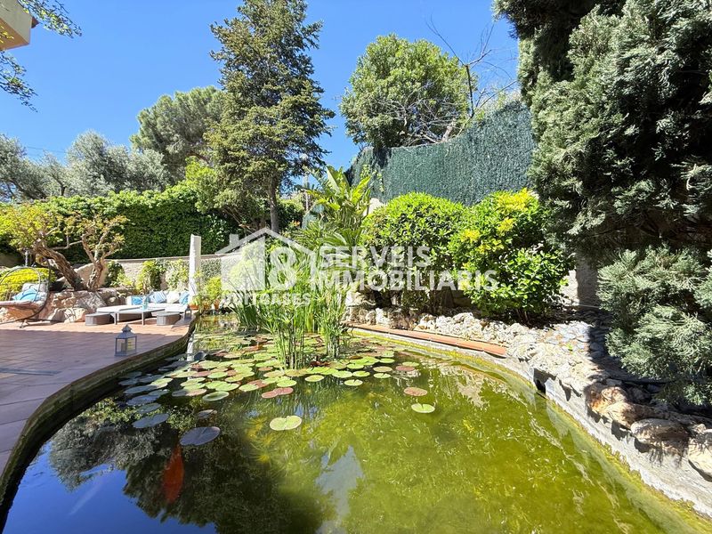 Foto bc410132-d3ff-416b-8464-4a2d37ef4973. Casa amb calefacció aparcament piscina a Alella
