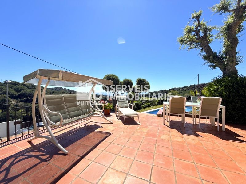Foto c2b63402-7e40-4f01-bd72-4b0c9a3dd91a. Casa amb calefacció aparcament piscina a Alella