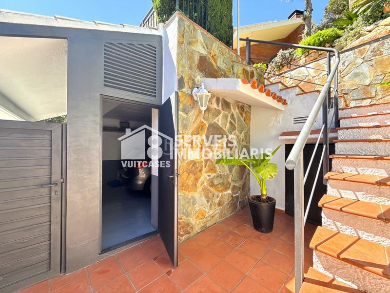 Foto eaa593f7-4aec-4713-ae5d-a26570c116b4. Casa amb calefacció aparcament piscina a Alella