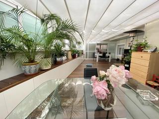 Etagenwohnung  De la salut