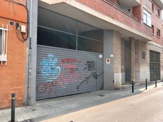 Parking coche en Vilapicina - Torre Llobeta. Plaza grande para coche y moto