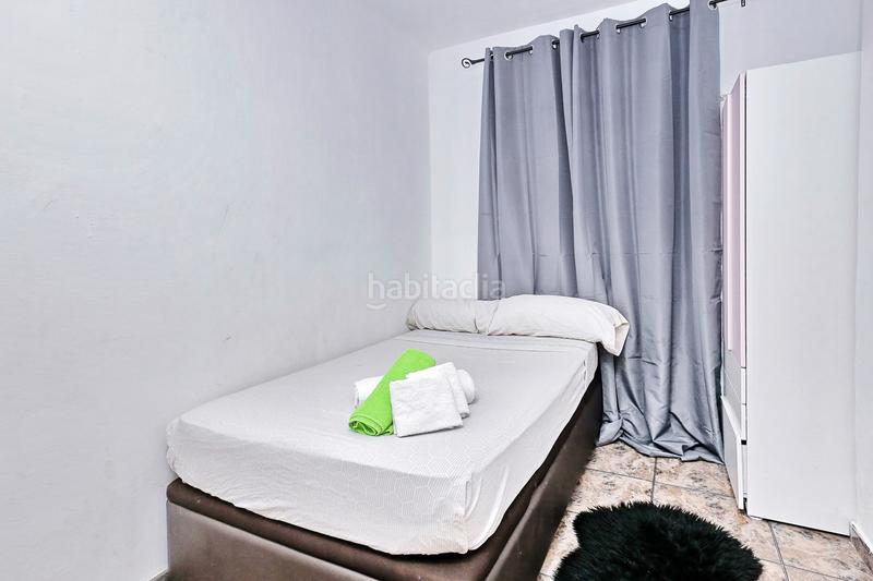 Foto df252a72-4275-4a83-91a4-3a42f21cf4e3. Piso  exterior con patio, cerca del metro vía julia en Barcelona