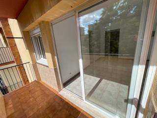 Lloguer Pis a La Guineueta. 3 habitaciones, balcón