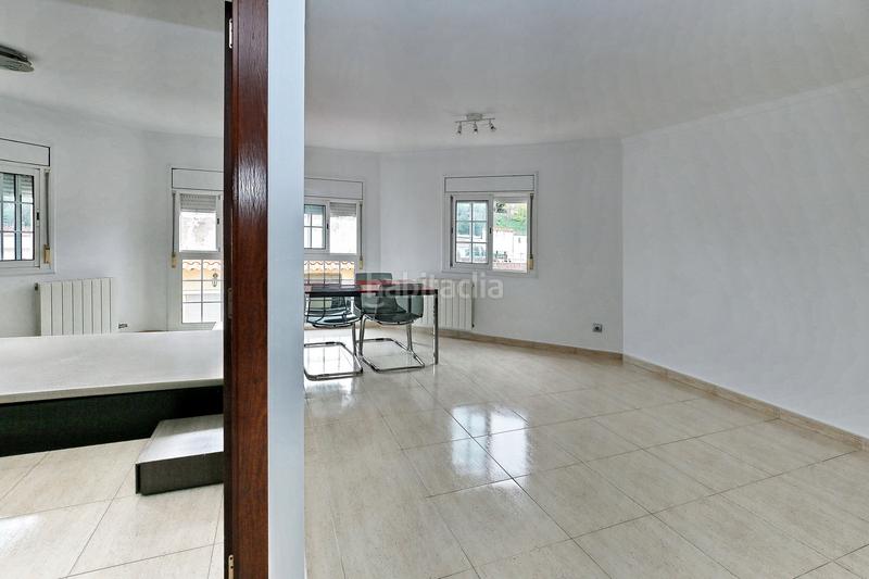 Foto a2a7ba5f-3608-4996-8940-23028f0ac2e0. Appartement avec chauffage dans Sistrells Badalona