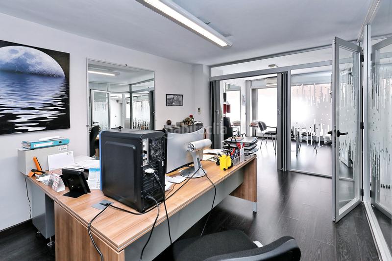 Foto 953df74d-2a30-4888-b6e5-7b342201058b. Appartamento in carrer de lorena 80 in La Guineueta Barcelona