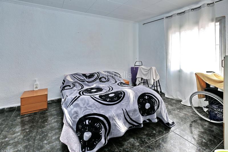 Foto 0555d16f-8eee-42b6-bb9a-32701628fc95. Casa amb calefacció a Vallbona Barcelona