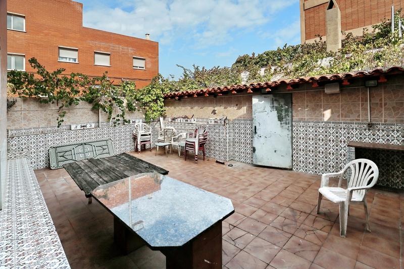 Foto 9b1f8298-b63f-4571-b5f1-576603431b1d. Casa amb calefacció a Vallbona Barcelona