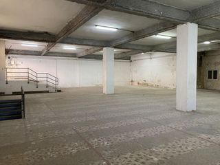 Local Comercial a Sant Gen�s dels Agudells. Inmenso local junto al hospital vall d'hebron