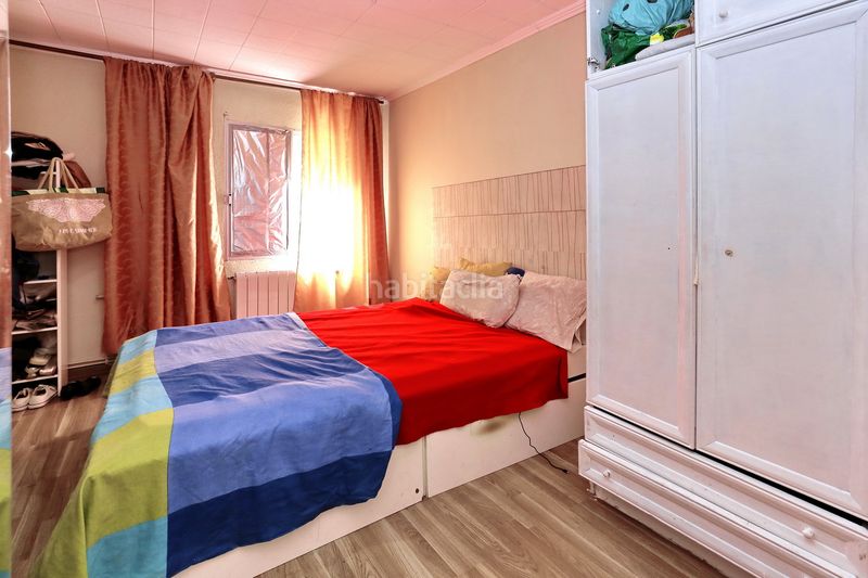 Foto af59b8be-b1d8-42f2-9954-d81cbce522e0. Pis amb calefacció a Ciutat Meridiana Barcelona