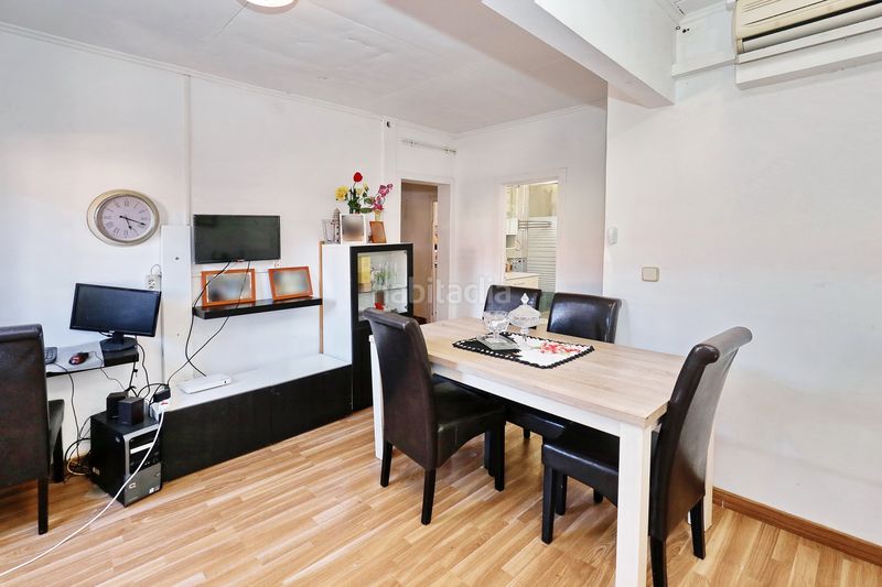 Foto d90789c6-59b6-4a3a-98c1-8cc294a65974. Pis amb calefacció a Ciutat Meridiana Barcelona