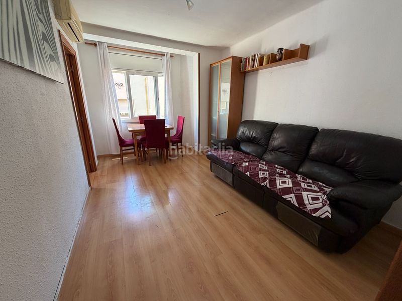 Foto 103bf8de-c0fb-4073-93ba-cd0beb70bd2d. Pis amb calefacció a Prosperitat Barcelona