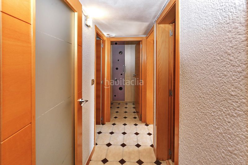 Foto 1e560baf-3b6c-4685-bbd4-0470da4a31e1. Pis amb calefacció a Ciutat Meridiana Barcelona