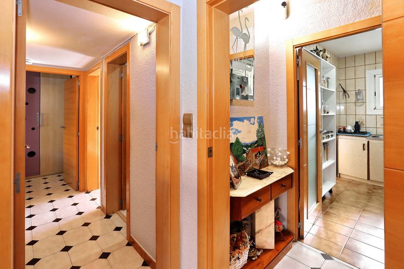 Foto 1f227664-5ce3-4b4d-ae79-43174dda46c5. Pis amb calefacció a Ciutat Meridiana Barcelona