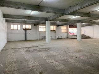 Local Comercial a Sant Gen�s dels Agudells. Inmenso local junto al hospital vall d'hebron