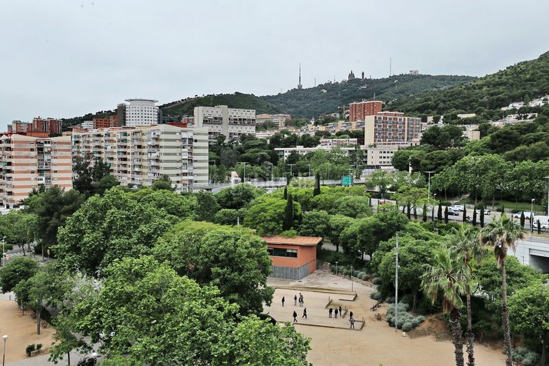 Foto 5681d18a-8f75-4388-9c88-a810eec11751. Pis amb calefacció a Vall d´Hebron Barcelona
