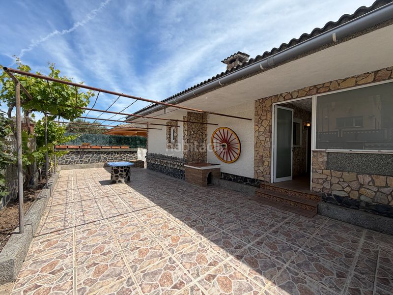 Foto 1f875da9-55d9-49cf-b470-60cc8fa18f1e. Casa amb aparcament piscina a terrabrava - Tordera parc Tordera