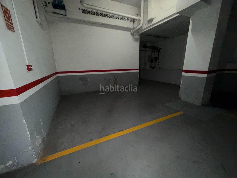 Foto 7fbe590a-a953-40cb-976e-06f61f3283cb. Aparcament cotxe a La Guineueta Barcelona