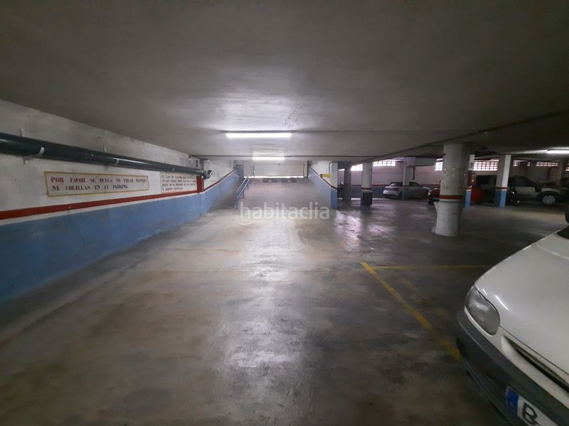 Foto c1f48760-5e9b-4088-9d59-2aa24eb571e0. Car parking in Sant Joan Vilanova i la Geltrú