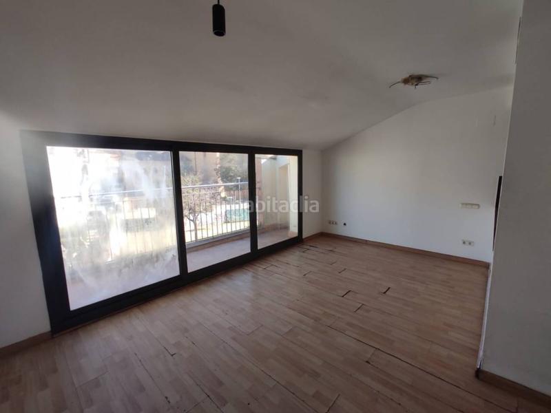 Foto feee0e97-720e-42b4-a862-ed2634b6db54. Dúplex duplex en venta en Sant Esteve Sesrovires