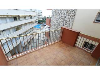 Pis  Isaac albéniz. Piso en venta en la pineda