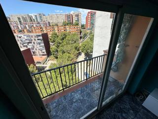 Pis  Rasos de peguera. Piso en venta en ciutat meridiana