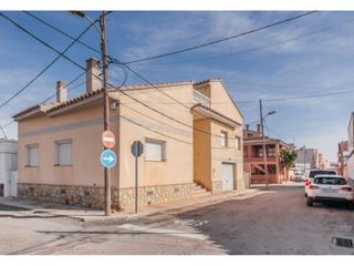 Maison  Juan bravo. Casa en venta en deltebre