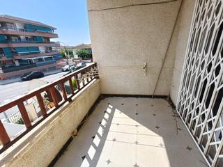 Pis  Josefa almirall. Piso exterior en urbanización can nicolau  cunit
