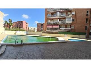 Appartement  Escultor rocamora. Gran terraza y piscina comunitaria!!